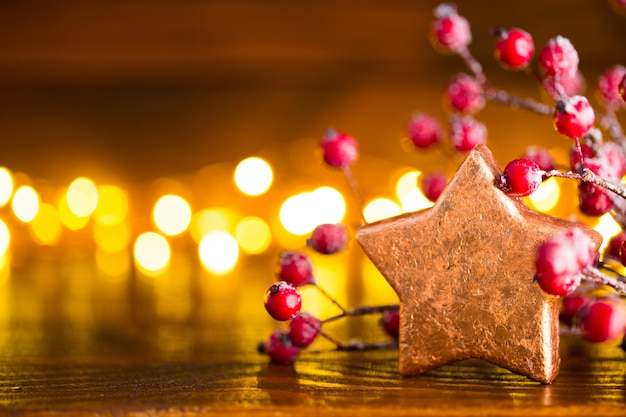 Sfondo di Natale con punti luce e bokeh.