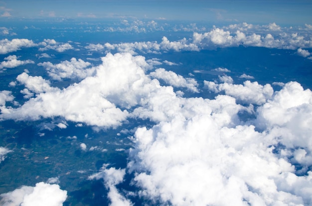 Sfondo di nuvole e cielo aereo