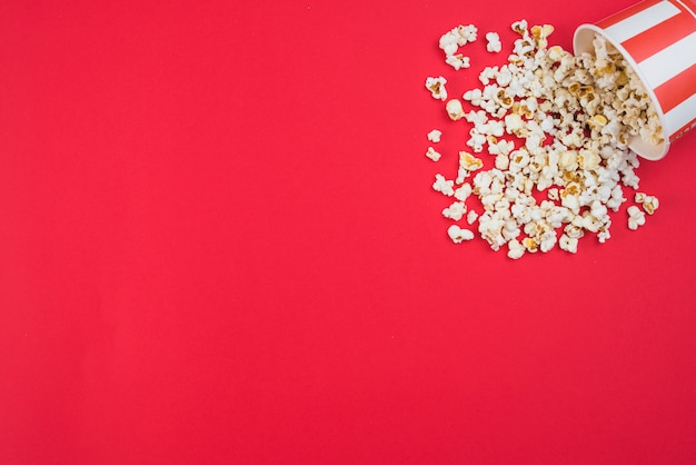 Sfondo di popcorn per il concetto di cinema