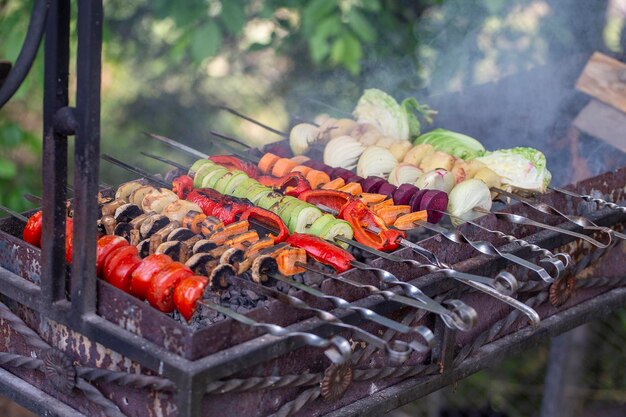 Sfondo di verdure grigliate da vicino Il concetto di uno stile di vita sano