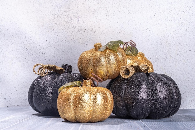 Sfondo di zucca nero e freddo