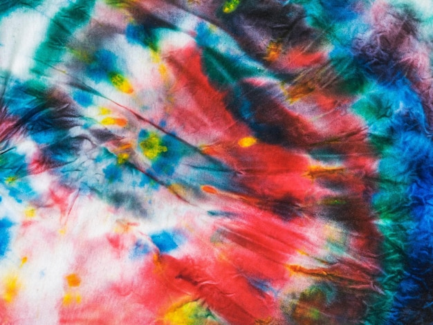 Sfondo multicolore tie dye realizzato in tessuto stropicciato