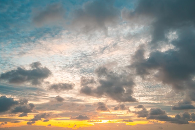 Sfondo nuvola estate Cielo naturale bellissimo e cinematografico tramonto texture di sfondo