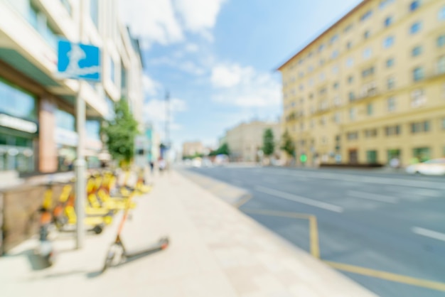 Sfondo sfocato di una strada cittadina Foto sfocata di una città moderna