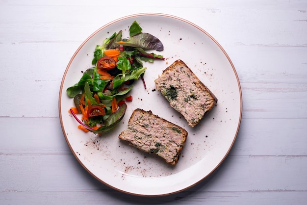 Sformato di carne e spinaci al forno