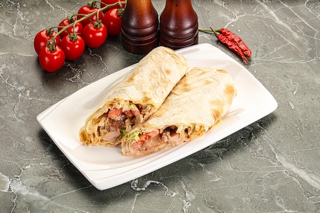 Shawarma con carne di pollo alla griglia