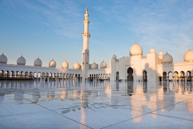 Sheikh Zayed White Mosque ad Abu Dhabi