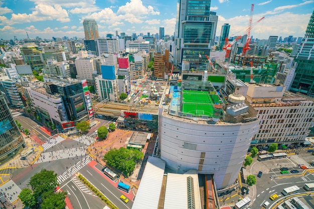 Shibuya Crossing dalla vista dall'alto giorno a Tokyo, Giappone