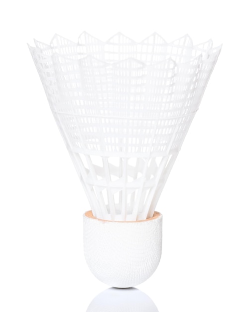 Shuttlecock bianco per il badminton isolato su sfondo bianco