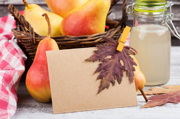 Sidro e frutti di pera fatti in casa