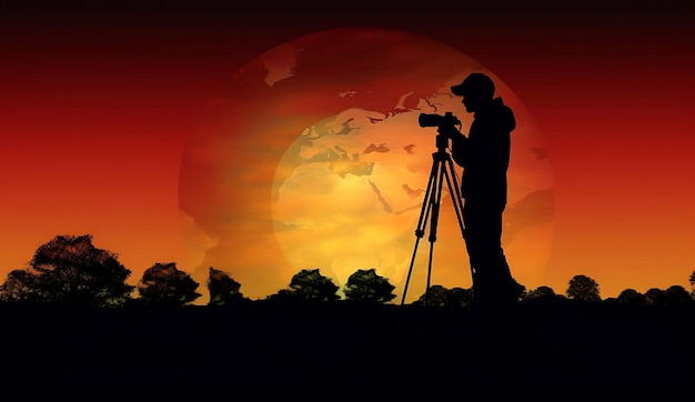 Siluetta del fotografo con la macchina fotografica sullo sfondo del tramonto ai generato