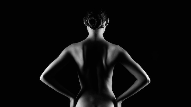 Siluetta femminile della colonna vertebrale Donna nuda