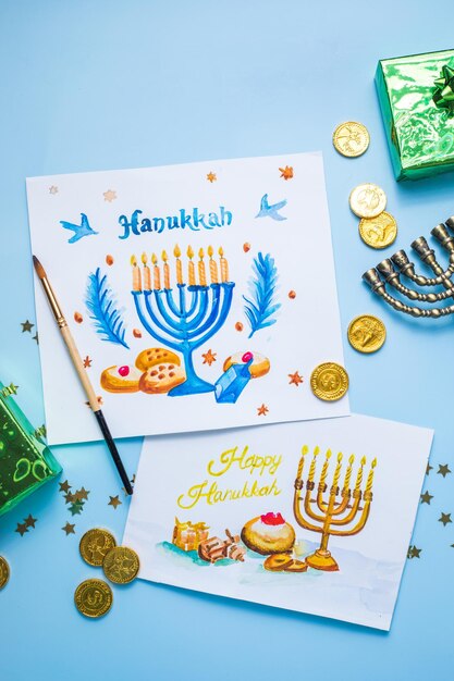 Simboli di Hanukkah flat lay Biglietto di auguri per le vacanze ebraiche tradizionale