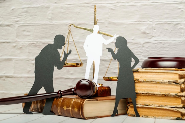 Simbolo della silhouette Custodia dei figli Procedure di diritto di famiglia Mediazione del divorzio separazione legale