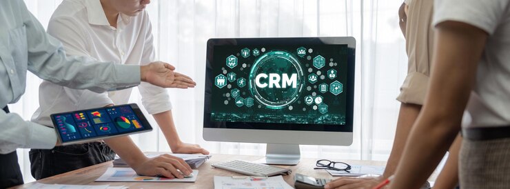 Foto sistema di gestione delle relazioni con i clienti su un computer veloce per il business crm