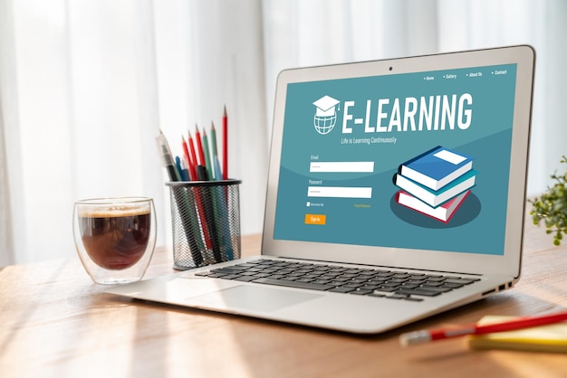 Sito web di elearning con un software modesto per consentire agli studenti di studiare su Internet