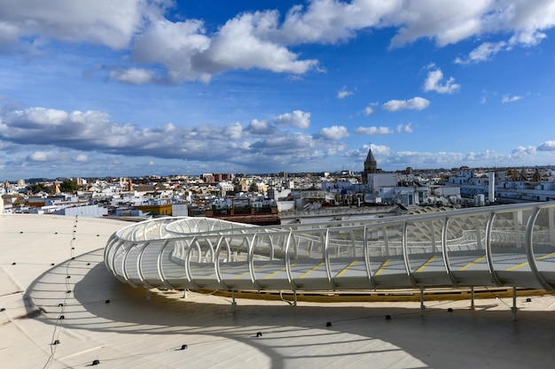 Siviglia Spagna 8 dicembre 2021 Metropol Parasol struttura in legno situata nel vecchio quartiere di Siviglia Spagna