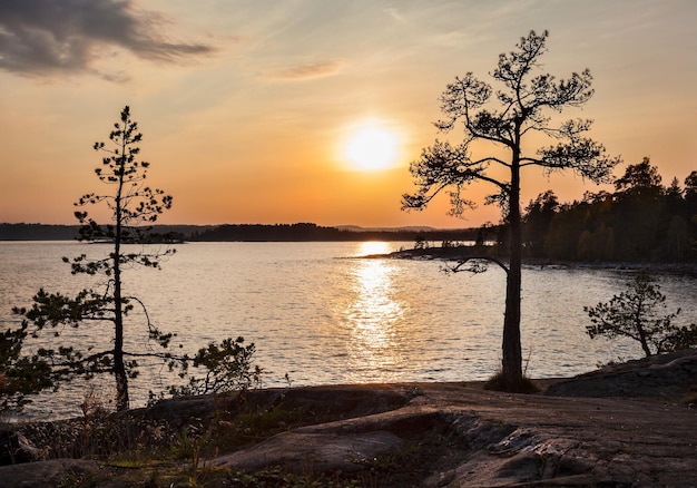 Skerries del lago Ladoga Carelia Russia