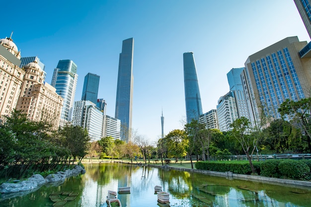 Skyline del paesaggio architettonico urbano a Guangzhou