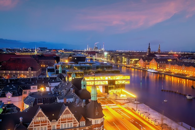 Skyline della città del centro di Copenaghen in Danimarca