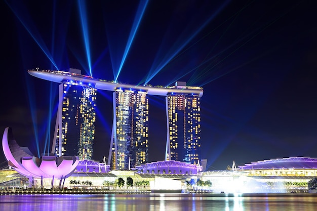 Skyline di Singapore di notte