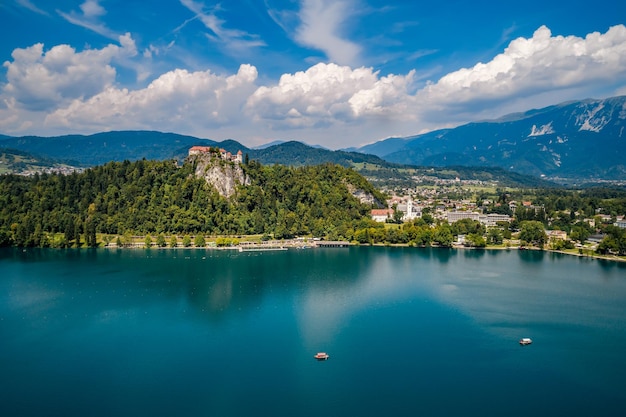 Slovenia - Località vista aerea Lago di Bled.