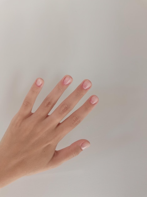 Smalto per unghie smalto gel manicure con un rivestimento in stile moderno trattamento per unghie vernice colorata estetica di bellezza salone di toelettatura femminile posto per testo