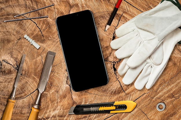 Smartphone con strumenti di lavoro