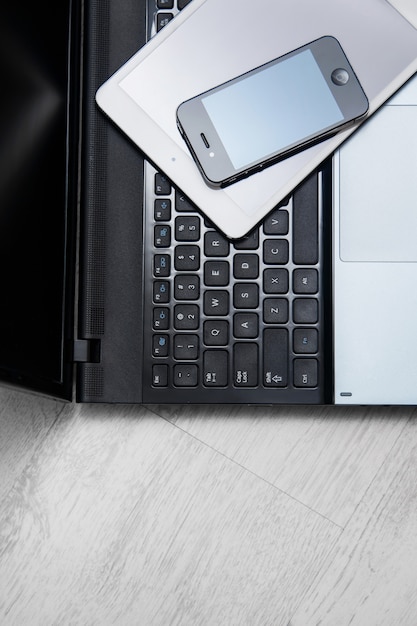 Smartphone, tablet e laptop
