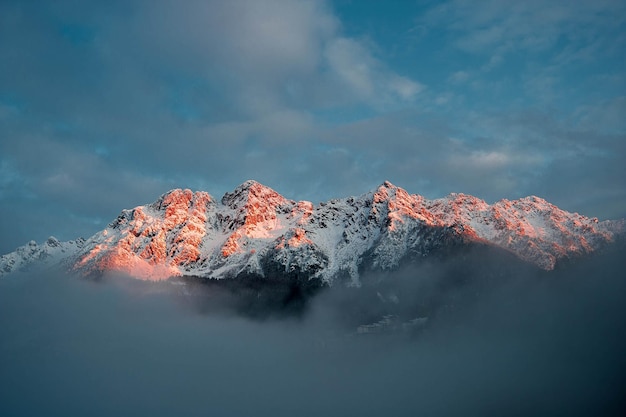 Snowy montagna