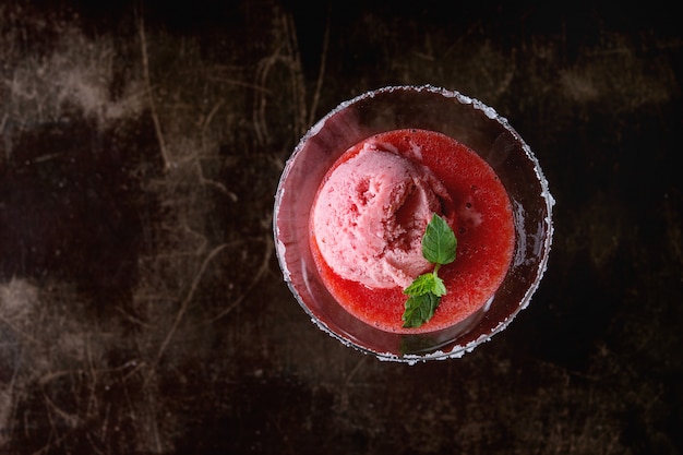 Sorbetto alla fragola con menta