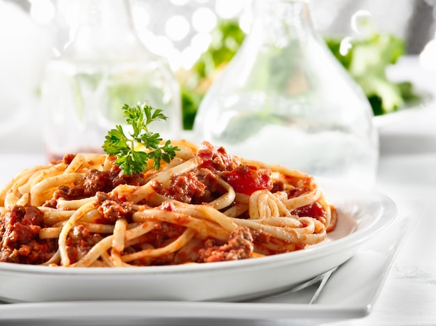 Spaghetti al sugo di manzo al pomodoro