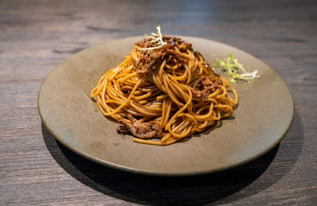 Spaghetti Con Manzo E Pepe Nero