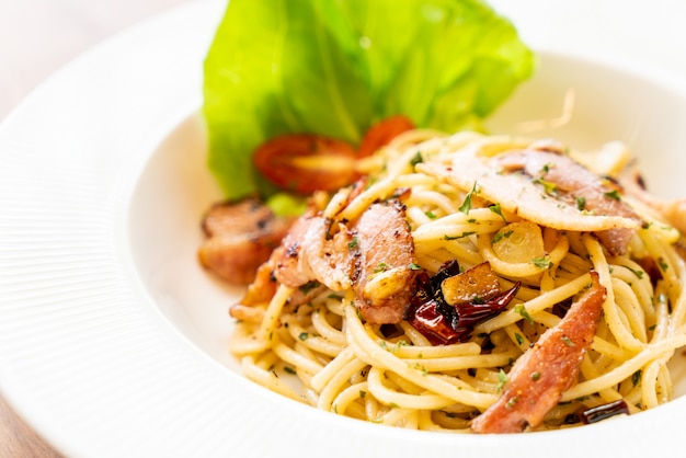 Spaghetti Con Pancetta Aglio E Peperoncino