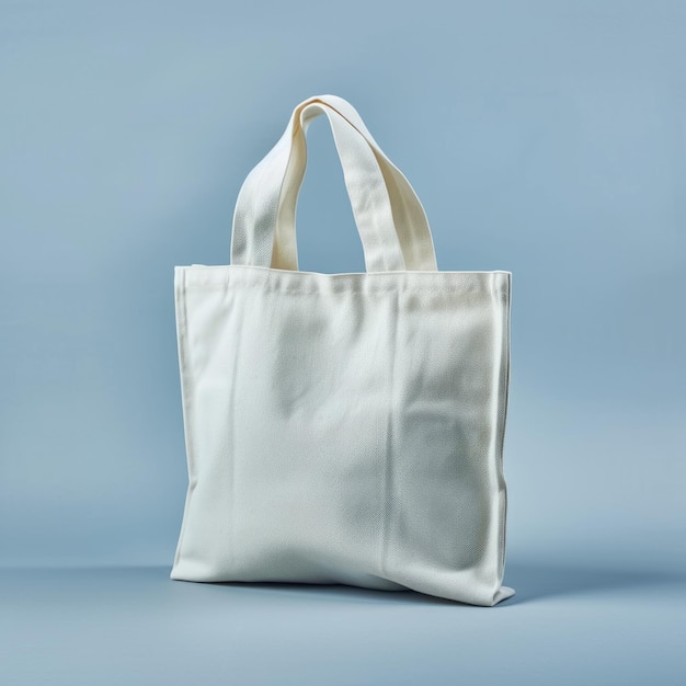 Spazio di progettazione su un modello di borsa in bianco