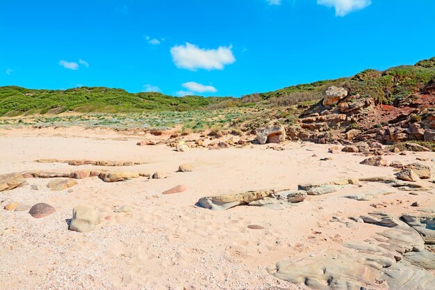 Spiaggia del Porticciolo in una giornata limpida Sardegna