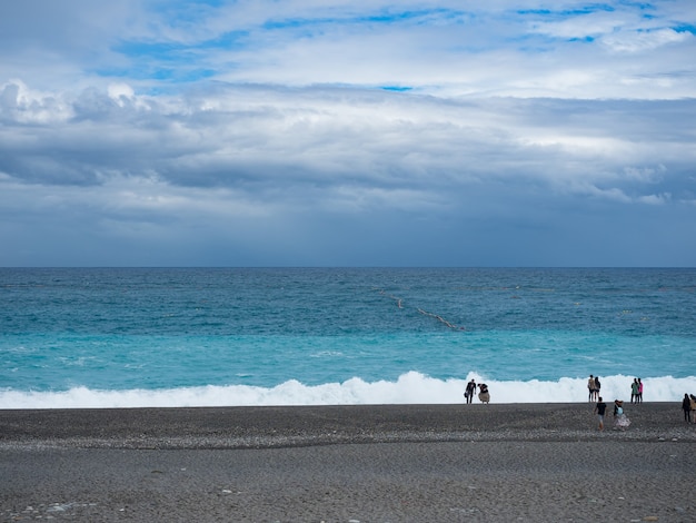 Spiaggia di pietra Spiaggia di Chihsingtan, Hualien, Taiwan.