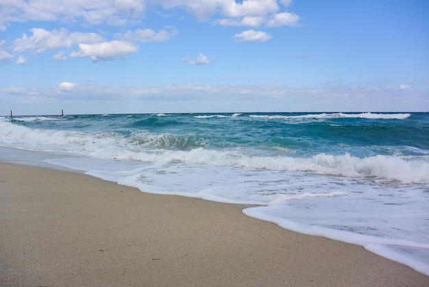 Spiaggia di sabbia bianca di Varadero Magnifica costa dell'Oceano Atlantico Cuba