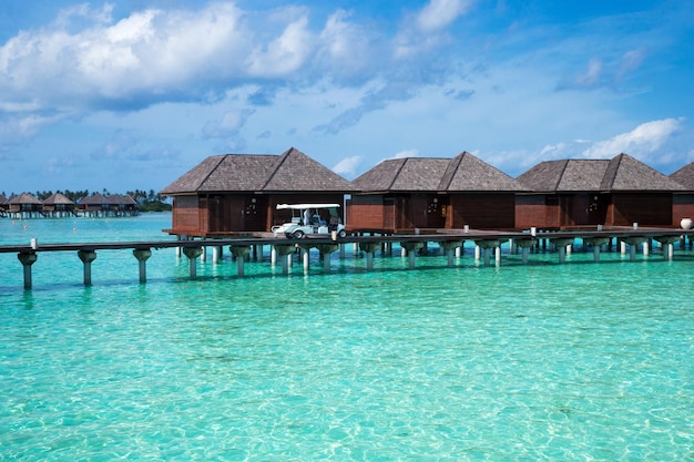 Spiaggia e mare tropicale