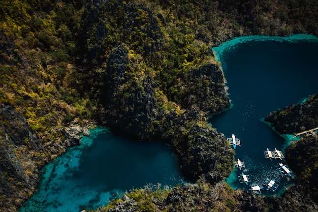 Spiaggia tropicale a Coron, nelle Filippine