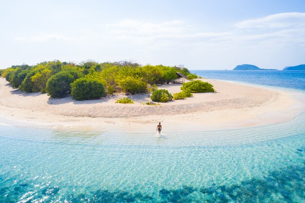 Spiaggia tropicale a Coron, nelle Filippine