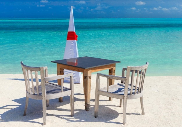 Spiaggia tropicale alle Maldive