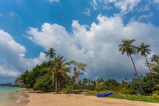 Spiaggia tropicale in Thailandia