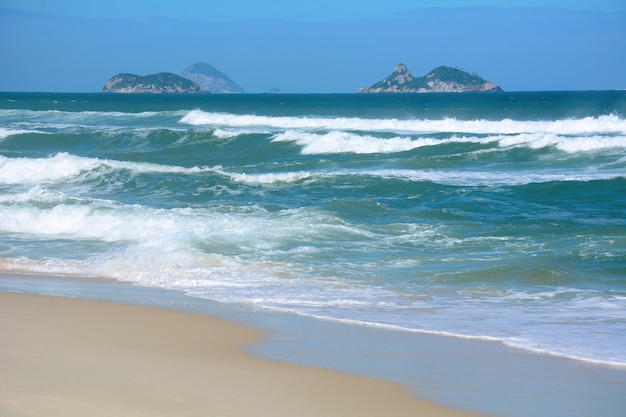 Spiaggia tropicale