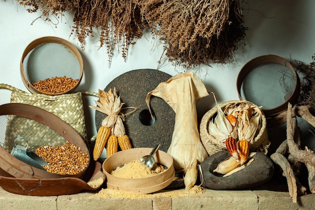spighe di grano e varie farine di mais tostato, cibo tipico delle Isole Canarie