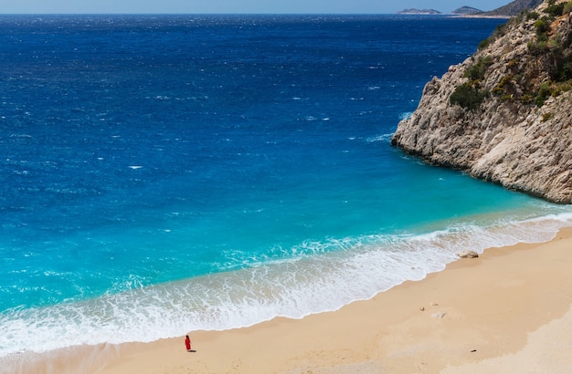 Splendida costa del mare in Turchia