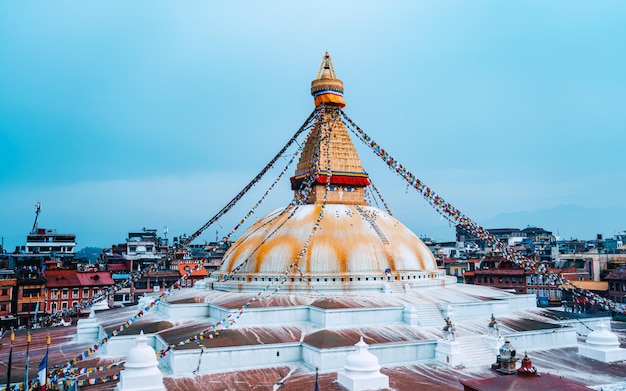 Splendida vista del paesaggio dello stupa di Baudhanath a Kathmandu in Nepal