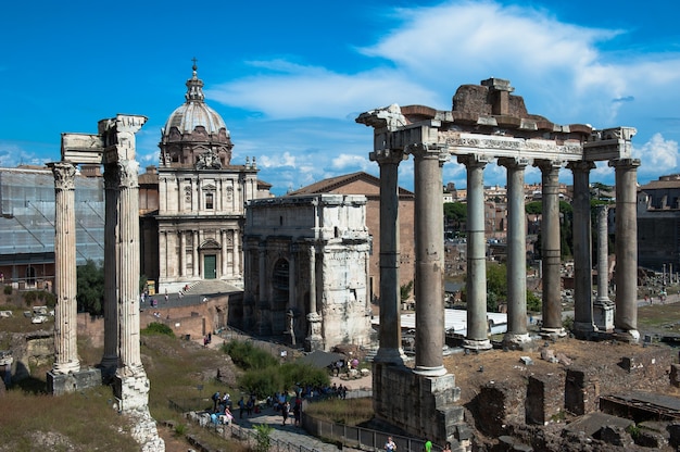 Splendida vista della Roma italiana in estate