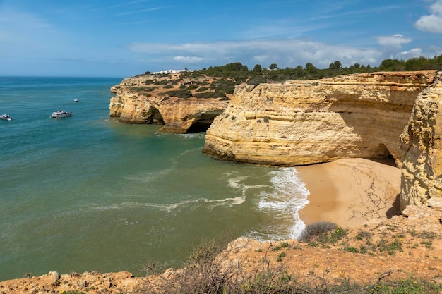 Splendida vista sulla costa portoghese nella regione dell'Algarve