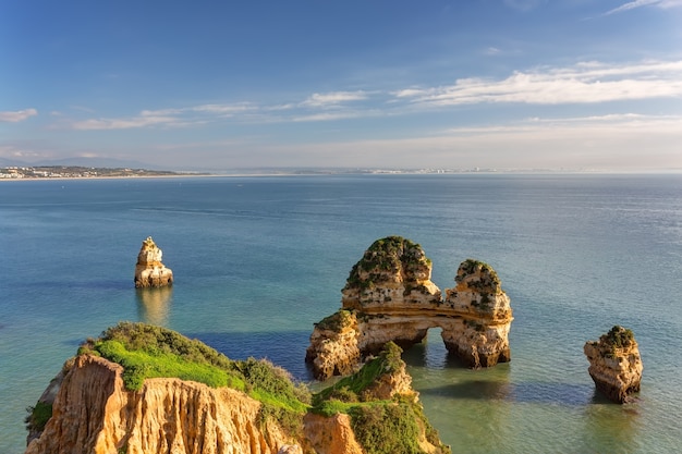 Splendide viste sulla costa del mare di Lagos. Algarve.